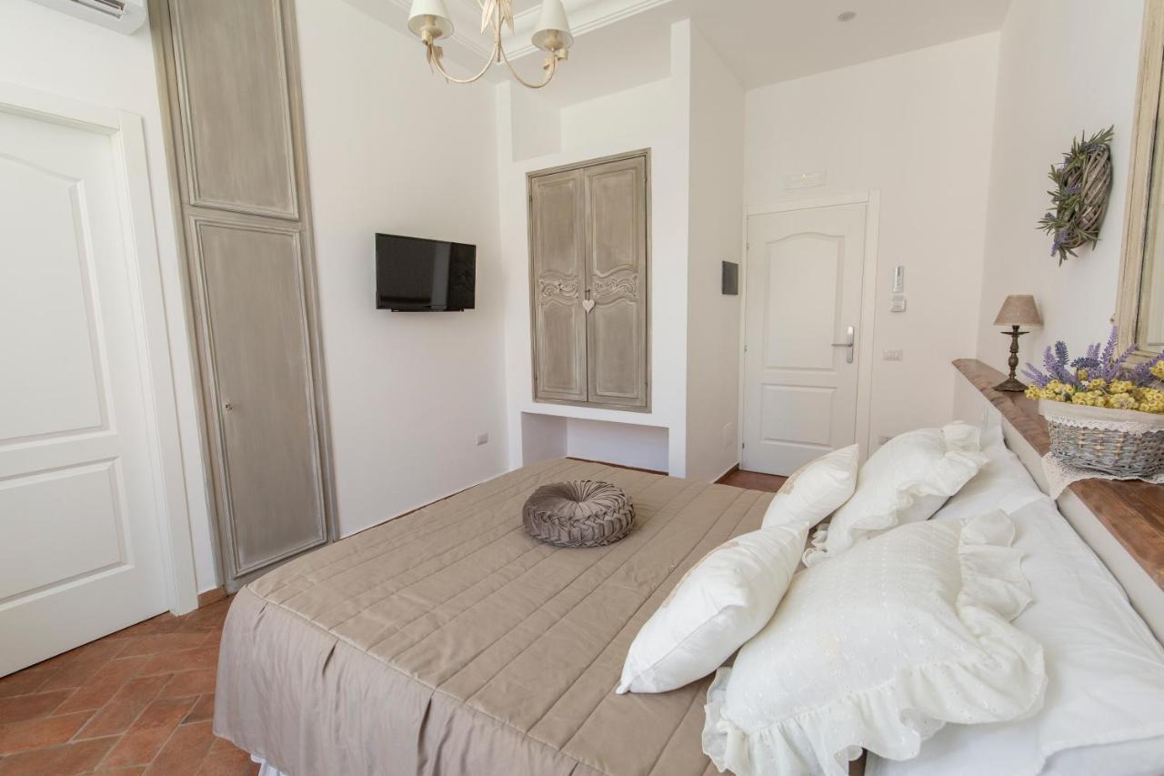 B&B Dimora Mazzarino Napoli Bagian luar foto