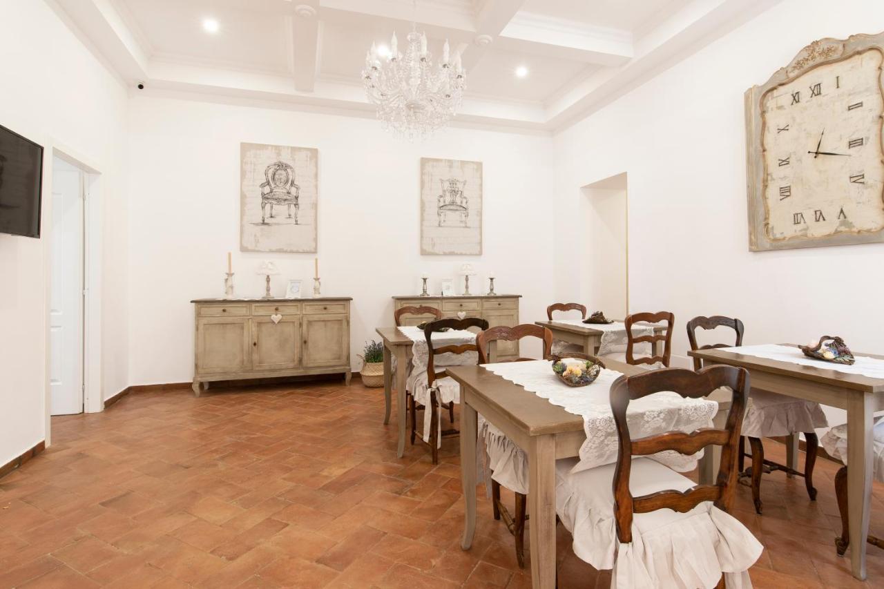 B&B Dimora Mazzarino Napoli Bagian luar foto