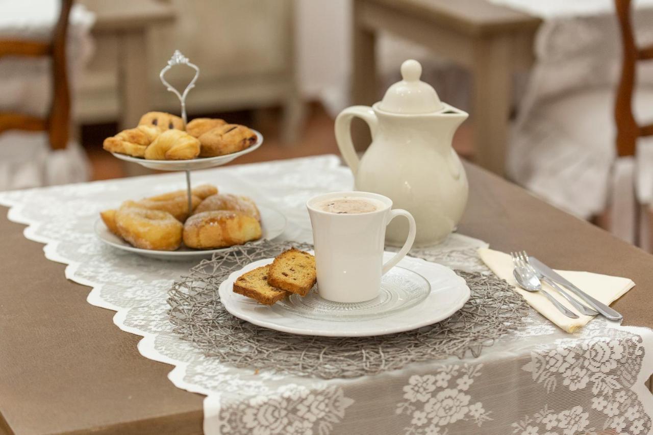 B&B Dimora Mazzarino Napoli Bagian luar foto