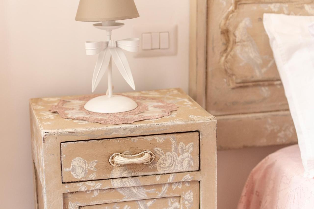 B&B Dimora Mazzarino Napoli Bagian luar foto