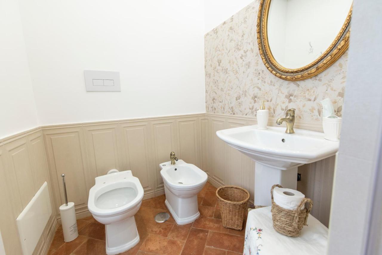 B&B Dimora Mazzarino Napoli Bagian luar foto