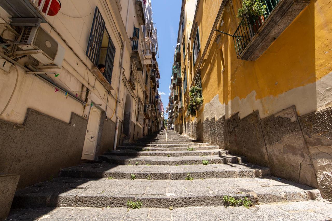 B&B Dimora Mazzarino Napoli Bagian luar foto
