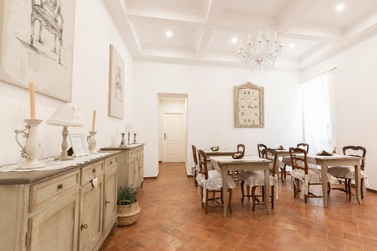 B&B Dimora Mazzarino Napoli Bagian luar foto
