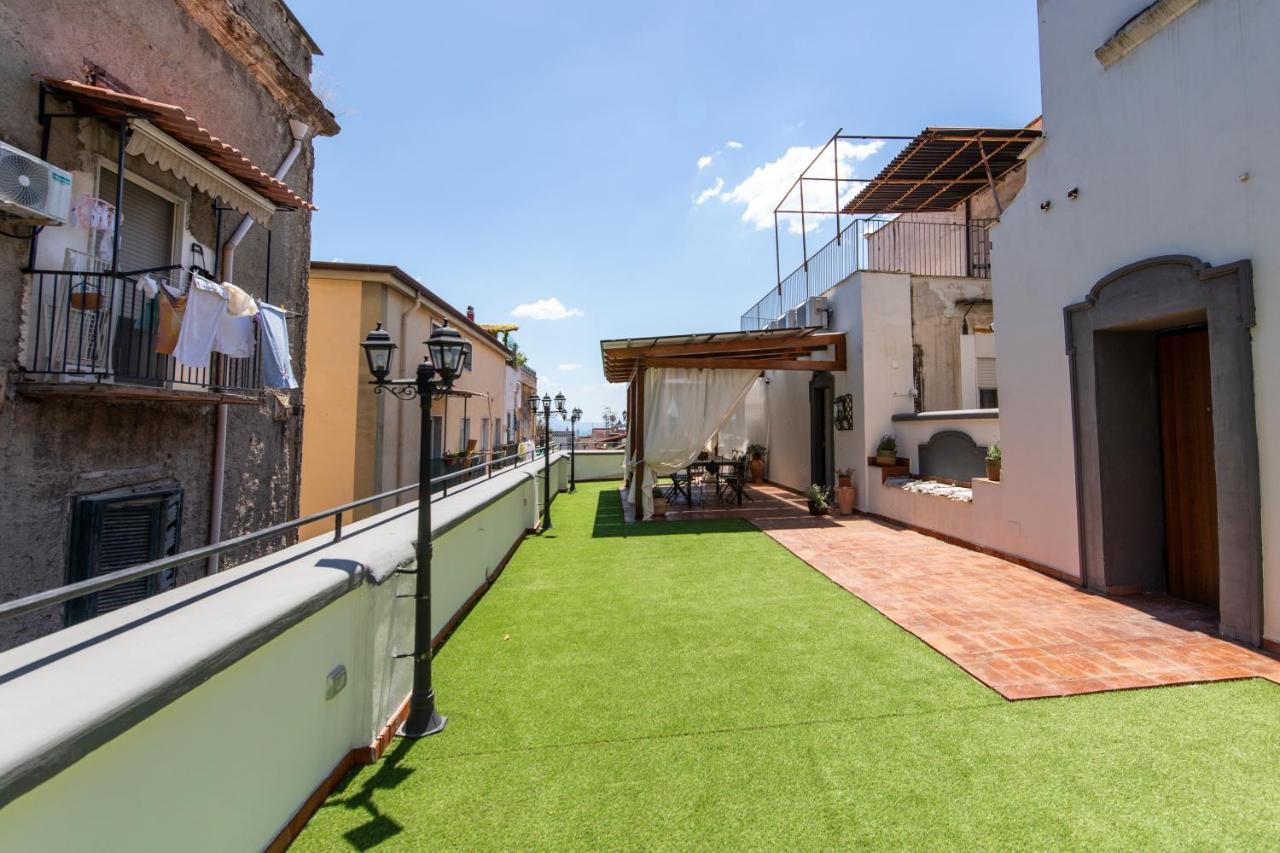 B&B Dimora Mazzarino Napoli Bagian luar foto