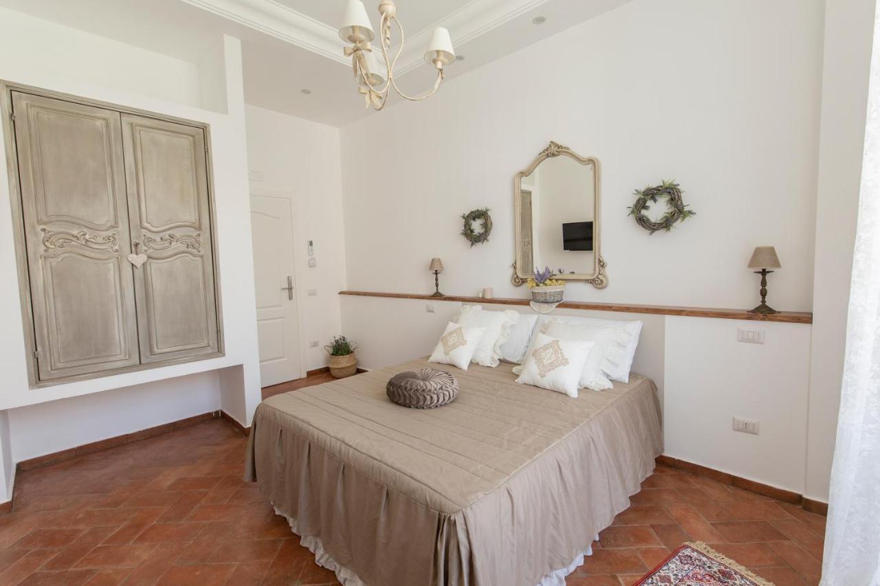 B&B Dimora Mazzarino Napoli Bagian luar foto